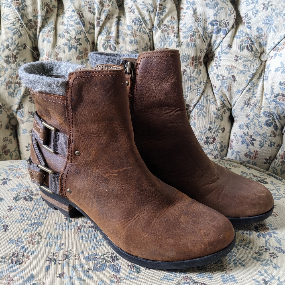 Sorel Women's Lolla boots